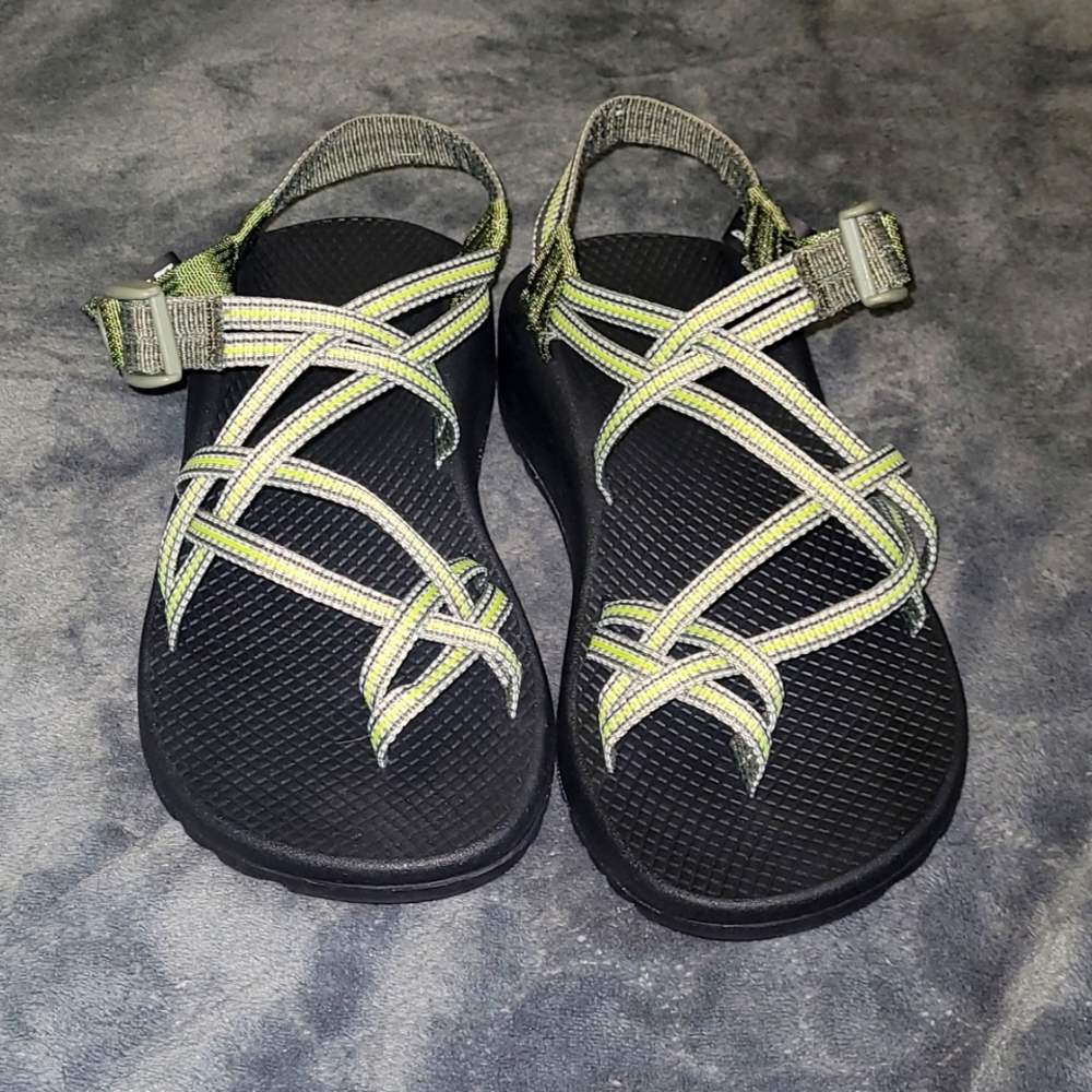 Chaco Womens Green Sandals Size 8m